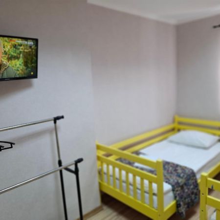 Guest House "Golden Gate 911 " Kiev Exteriör bild