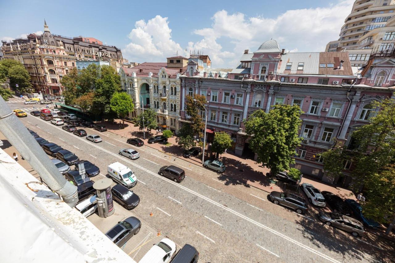 Guest House "Golden Gate 911 " Kiev Exteriör bild