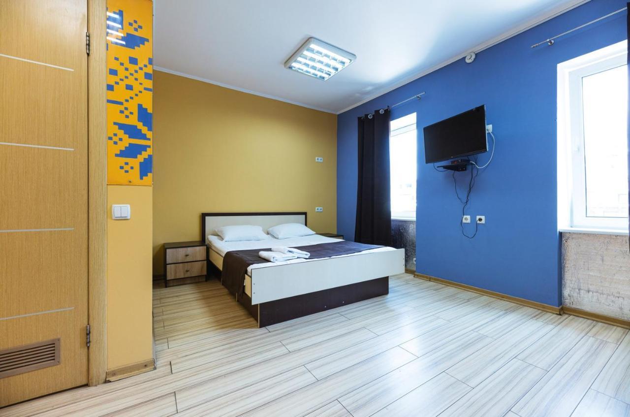 Guest House "Golden Gate 911 " Kiev Exteriör bild