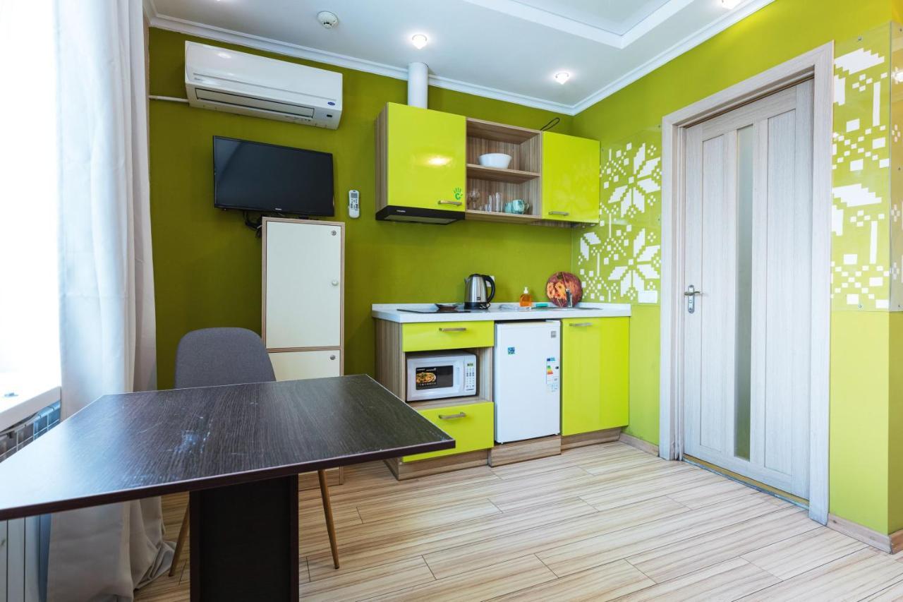 Guest House "Golden Gate 911 " Kiev Exteriör bild