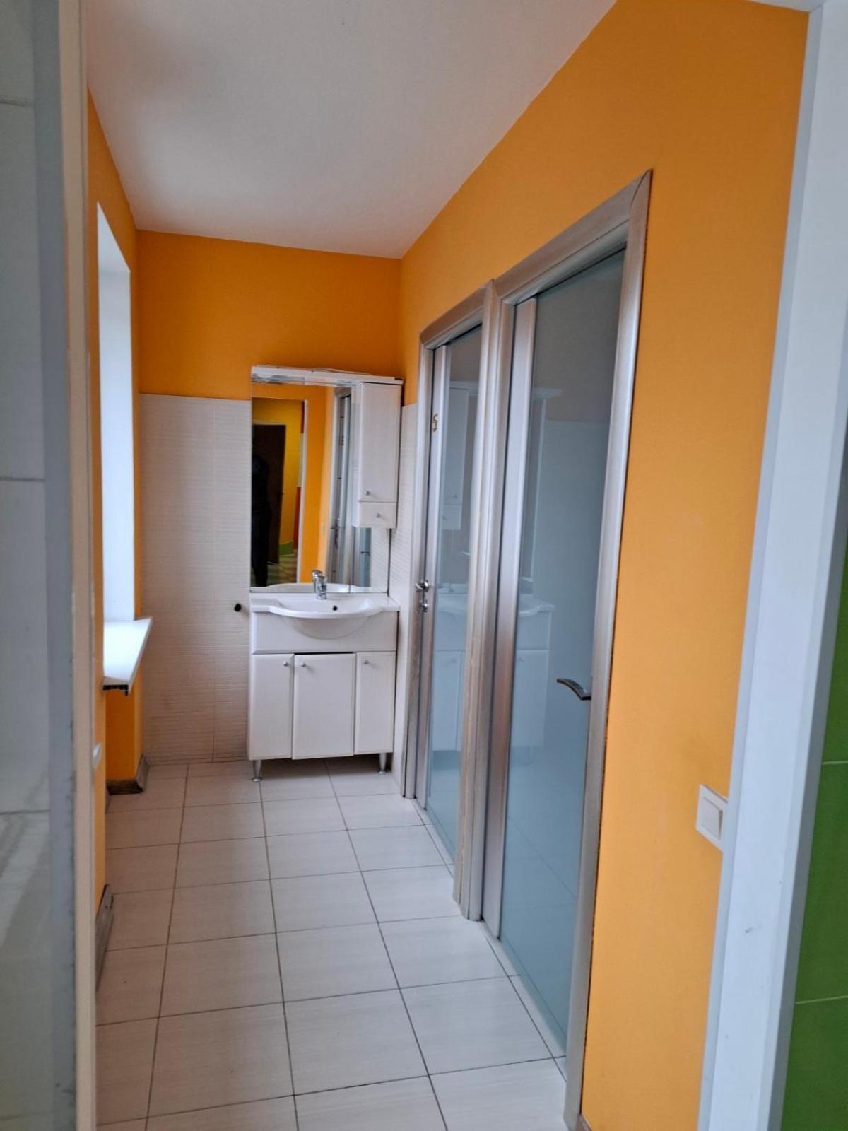 Guest House "Golden Gate 911 " Kiev Exteriör bild