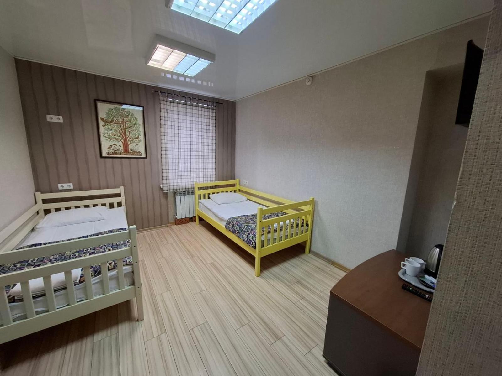 Guest House "Golden Gate 911 " Kiev Exteriör bild