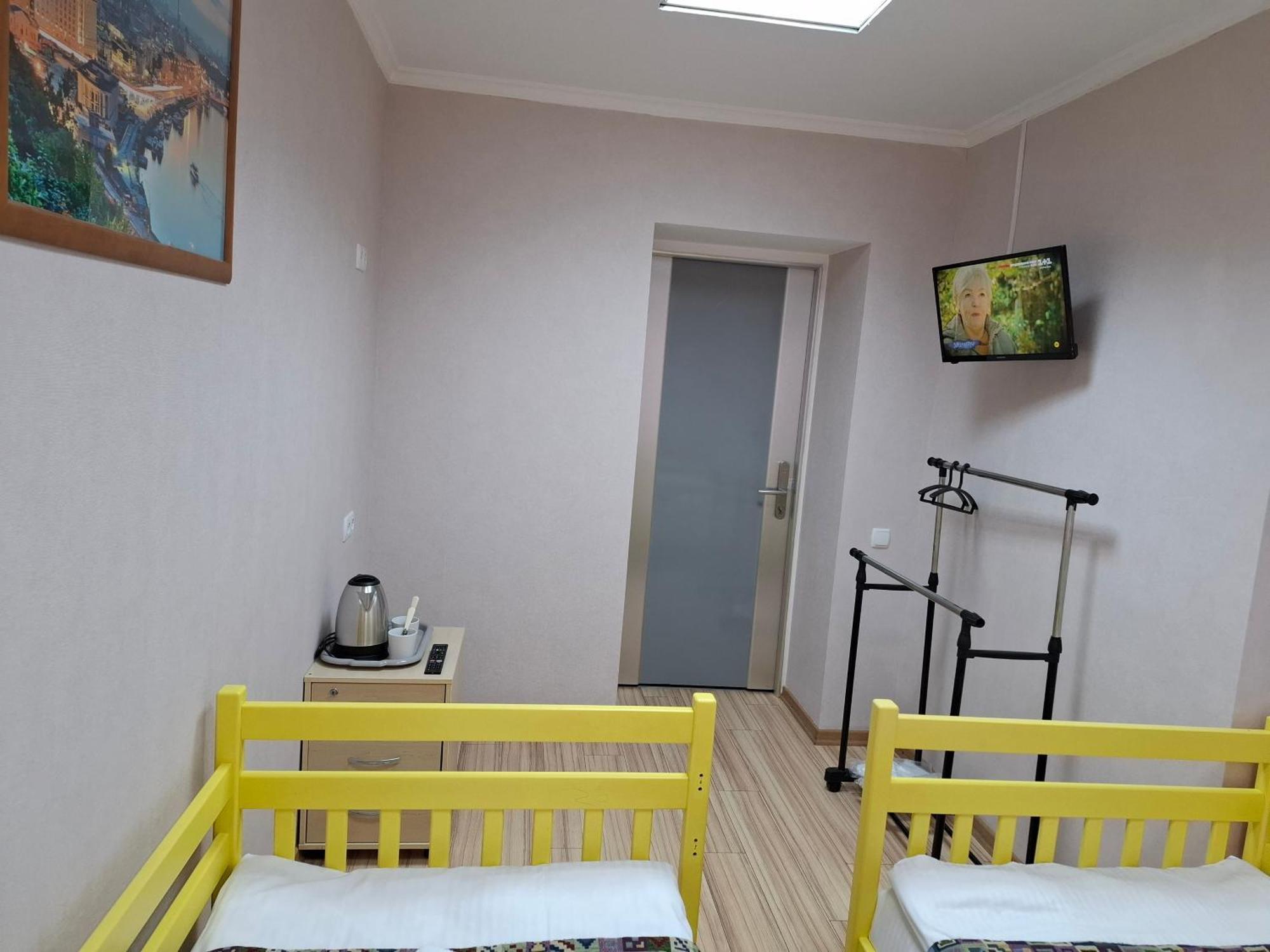 Guest House "Golden Gate 911 " Kiev Exteriör bild